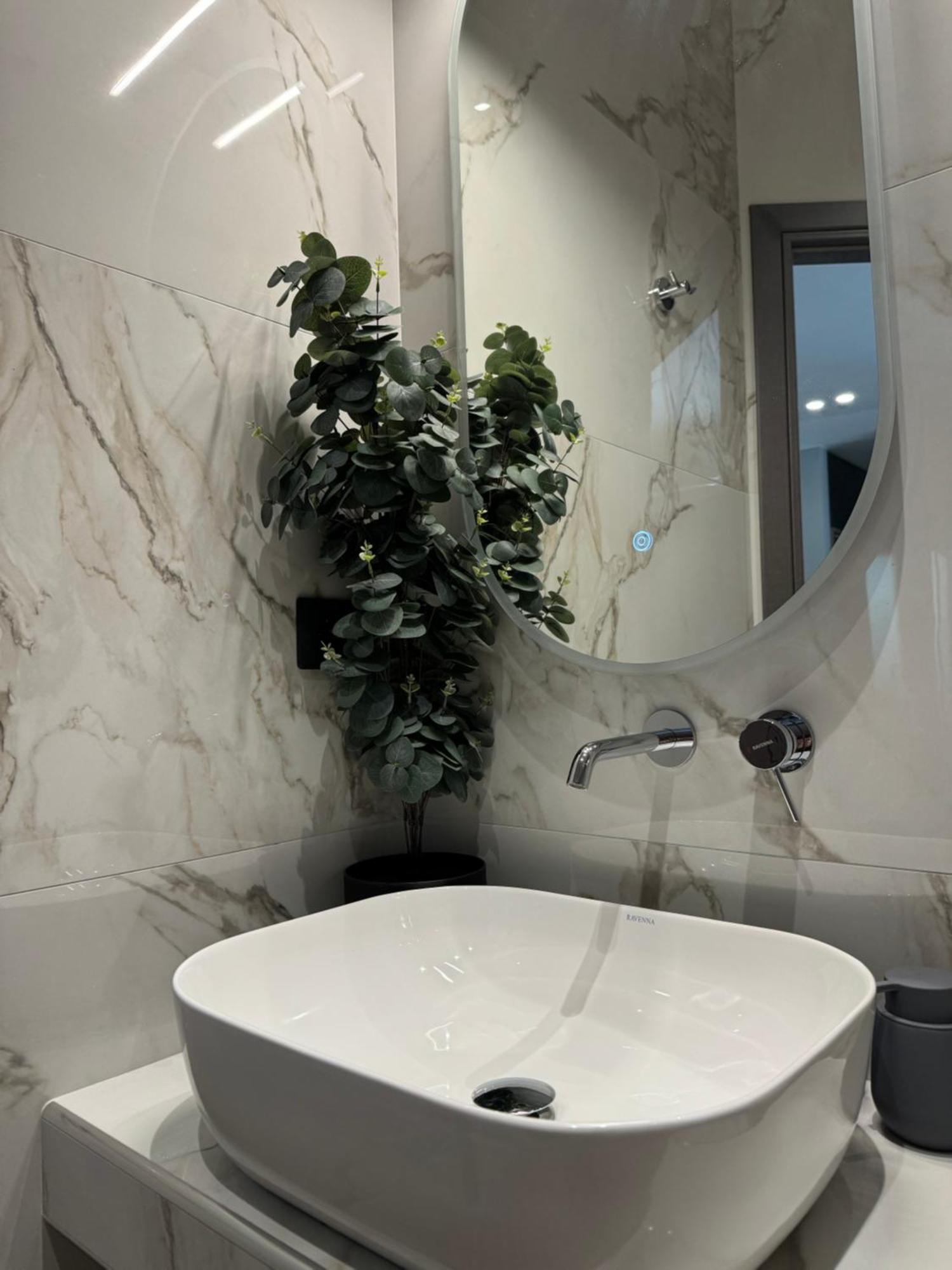 No9, Chic & Modern 2Bdr Apartment In The Centre Of Saloniki Zewnętrze zdjęcie